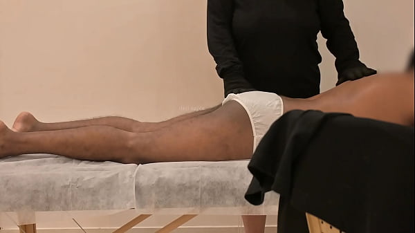 Happy ending massage CAUGH in HIDDEN CAM