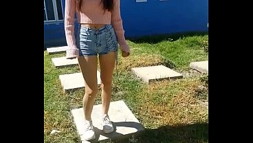 Visite a mi novio y solo estaba su hermano, Termine follando con mi cuñado tenia muchas ganas de coger con alguien Espero no se entere que me cogió a su hermano